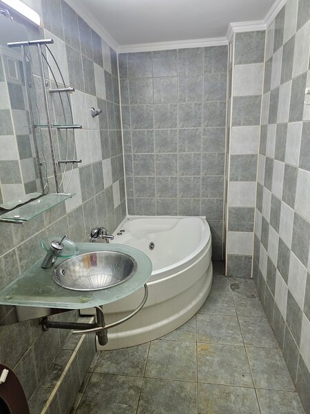 Colentina, Bucur Obor, 5/8, decomandat 76 mp, reabilitat, liber, intabulare