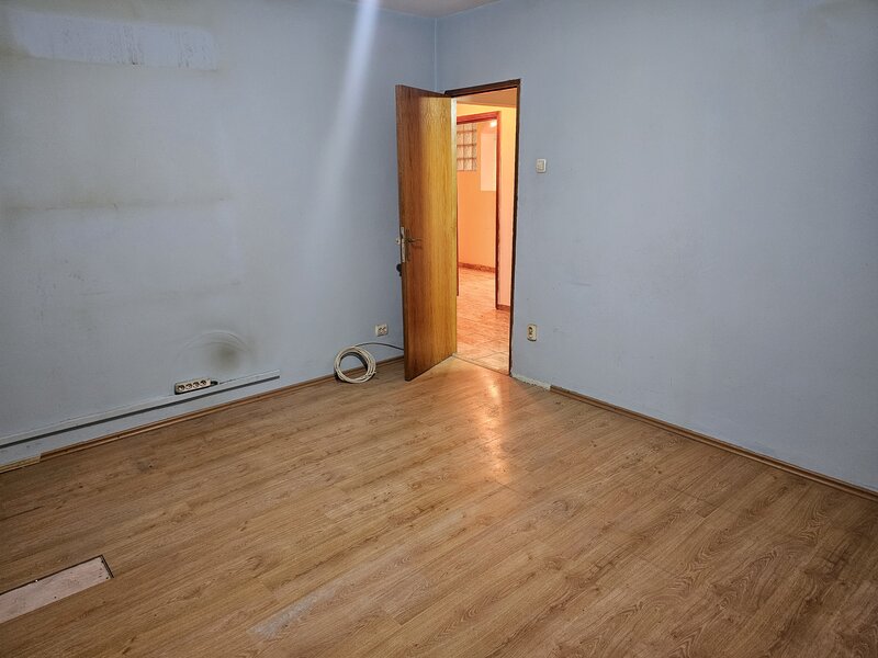 Colentina, Bucur Obor, 5/8, decomandat 76 mp, reabilitat, liber, intabulare